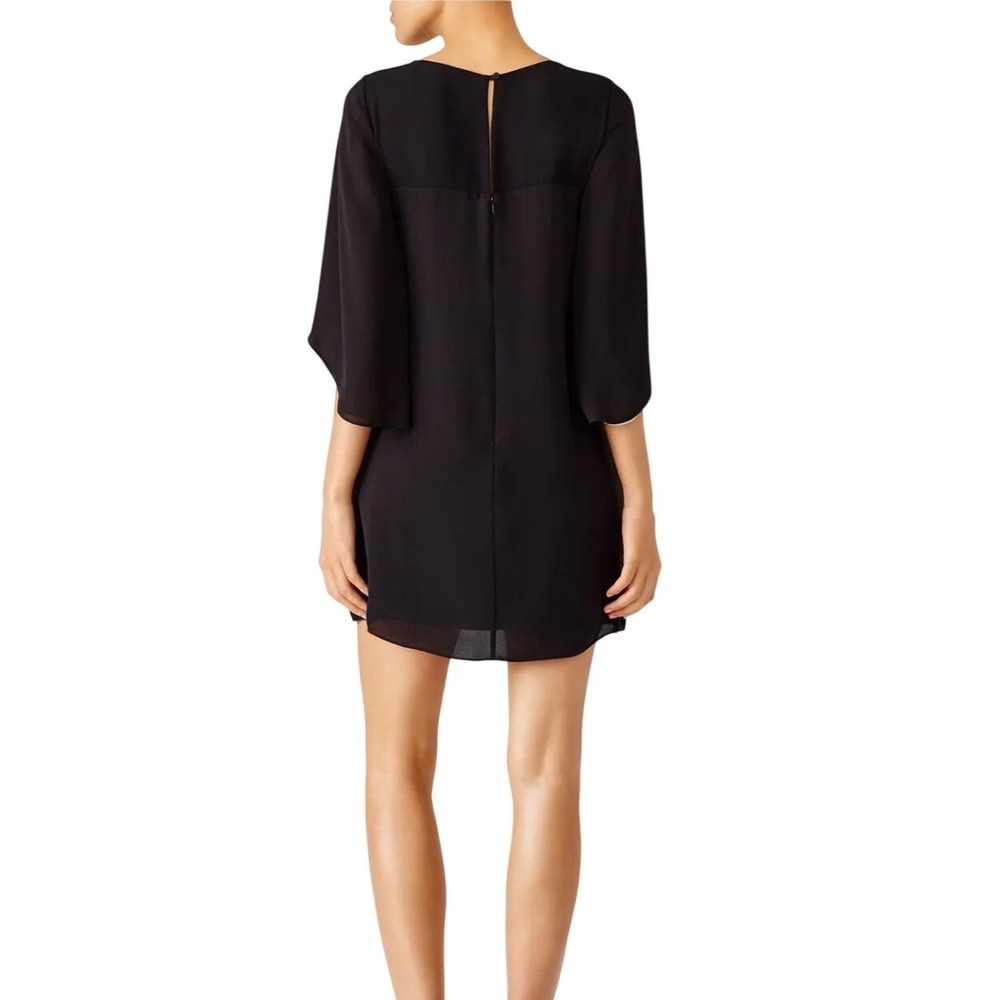 Halston Heritage Black Cape Sleeve Shift‎ Dress Cream Contrast Mini Small - Picture 3 of 9
